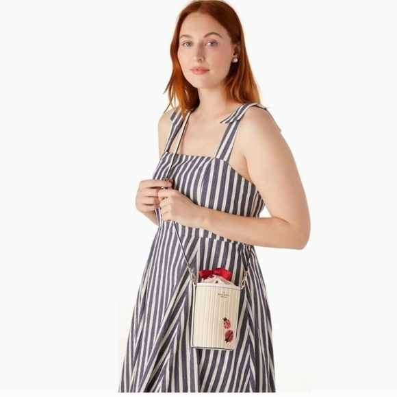 🔹️ Kate Spade🔹️ Dottie Embroidered Straw Ladybug Cylinder Crossbody ✨️ - Picture 2 of 3